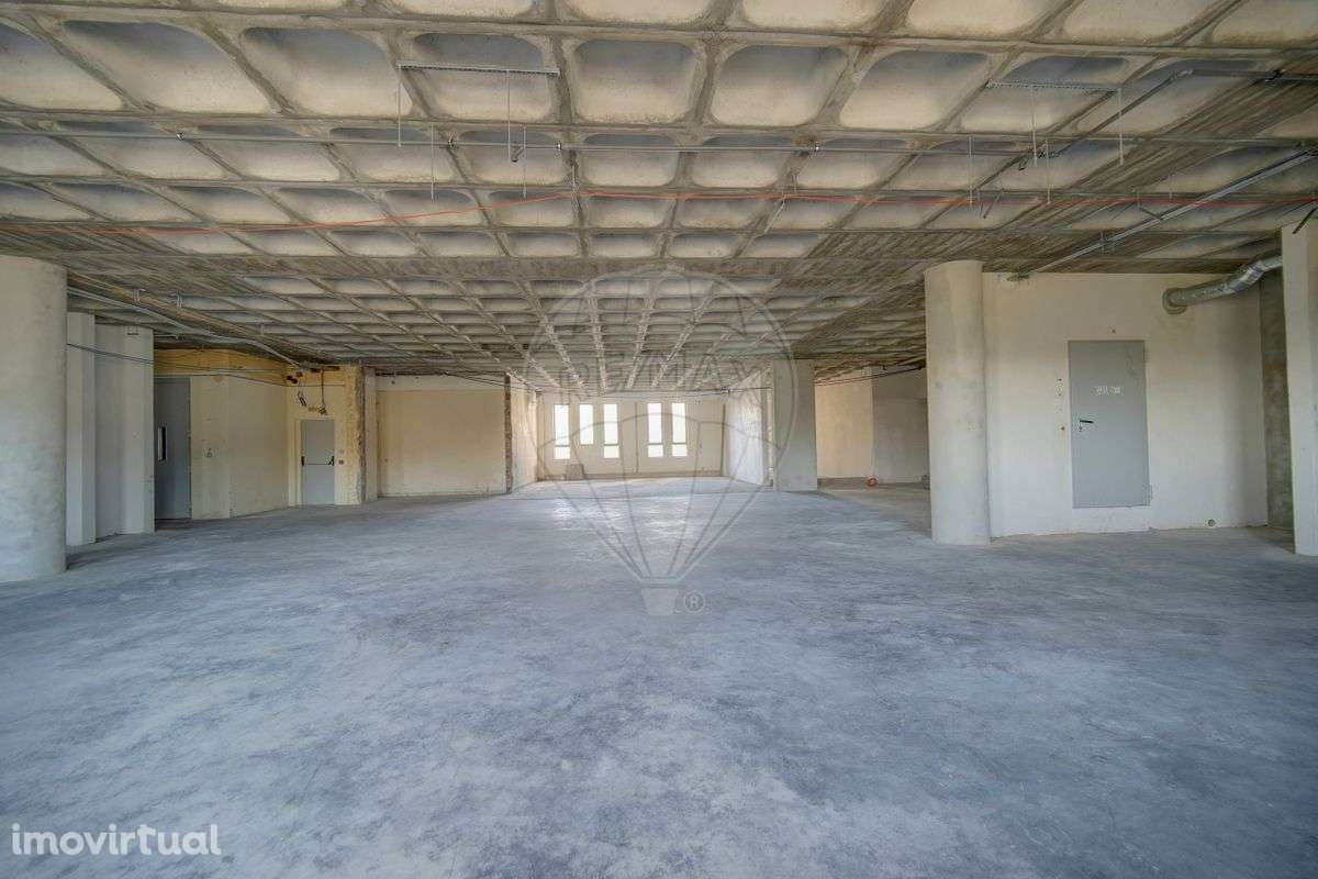 Armazém  para venda - Grande imagem: 2/29