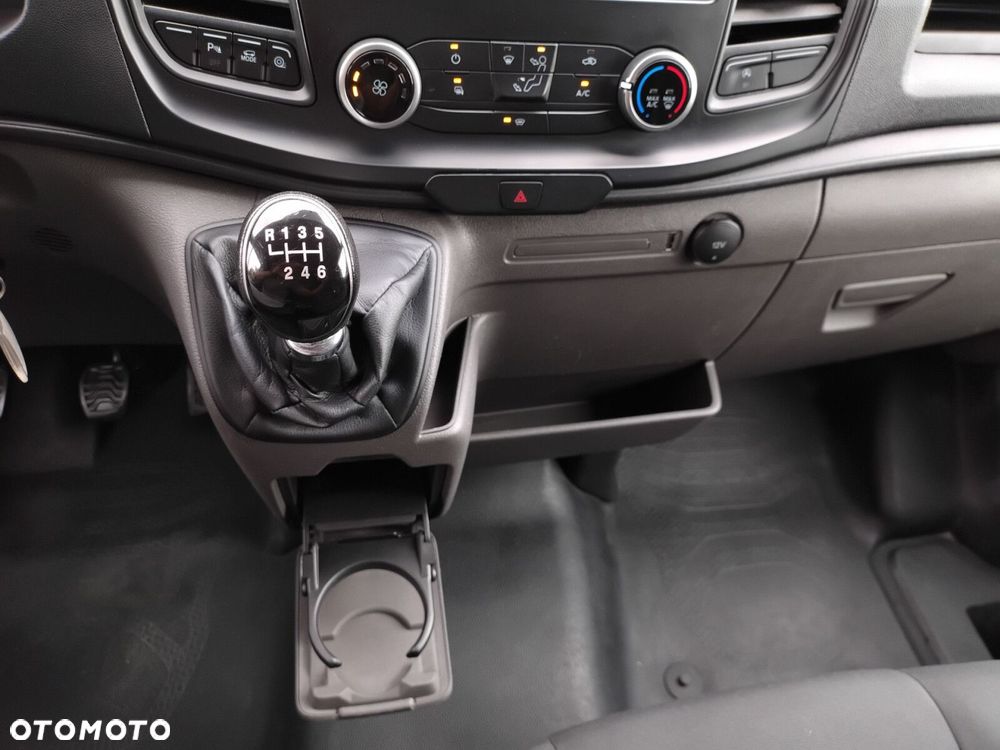 Ford transit - 25