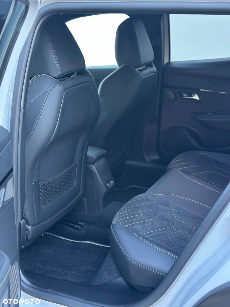 Peugeot 2008 PureTech 130 EAT8 GT Exclusive - 21