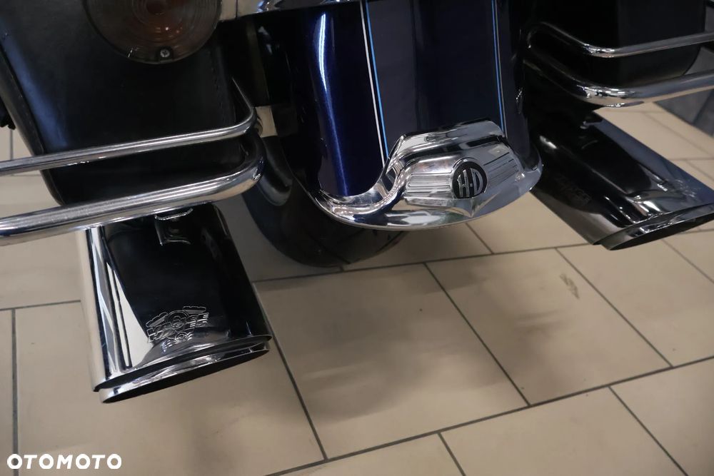 Harley-Davidson Touring Road King - 13