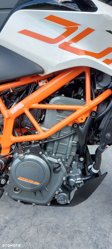 KTM Duke - 28