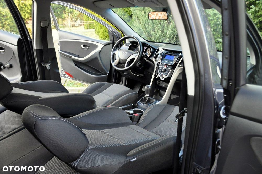 Hyundai i30 1.4 Comfort - 23