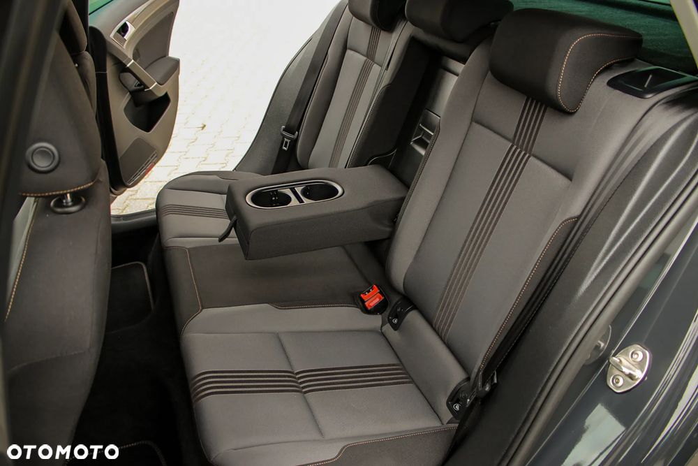 Volkswagen Golf 2.0 TDI BlueMotion Technology Allstar - 28