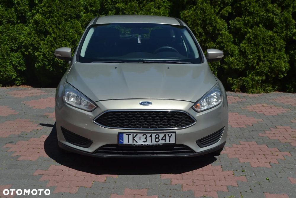 Ford Focus - 8