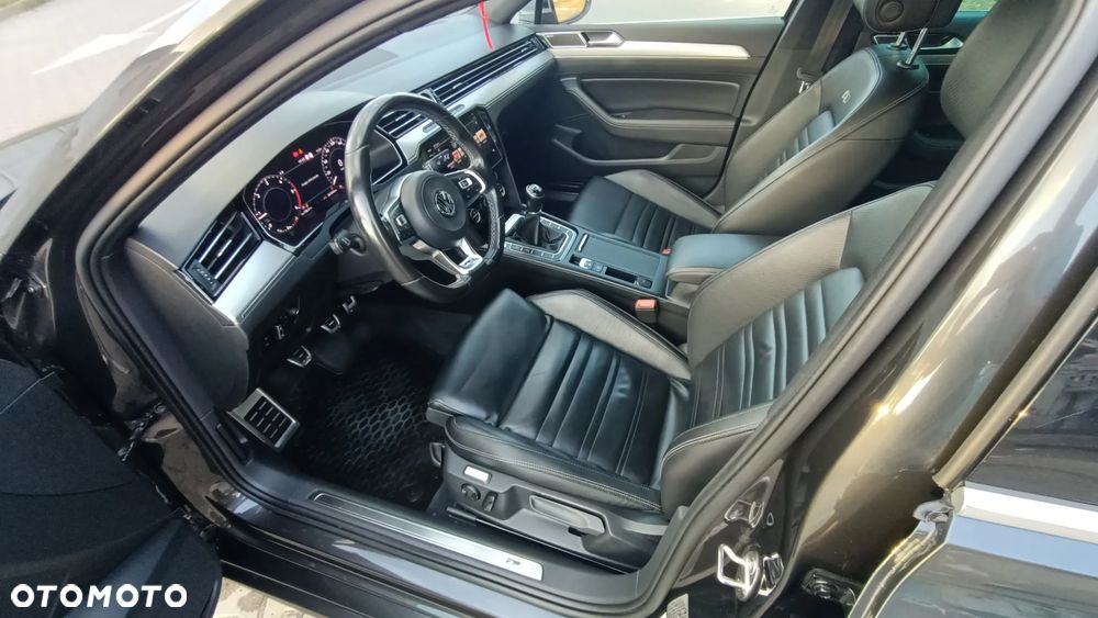 Volkswagen Passat 2.0 TDI BMT Highline - 16