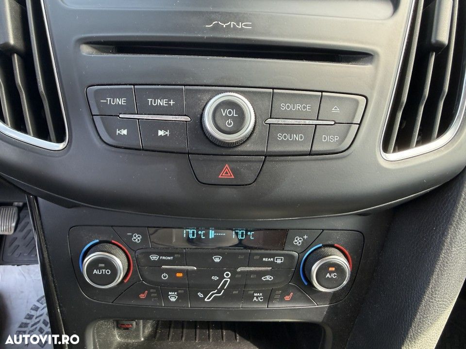 Ford Focus - 22