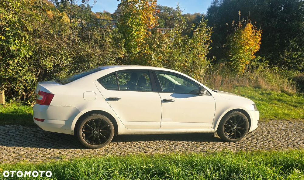 Skoda Octavia 1.6 TDI Green tec Active - 4