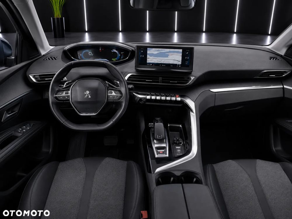 Peugeot 3008 1.6 PureTech Hybrid PHEV Allure Pack S&S EAT8 - 6