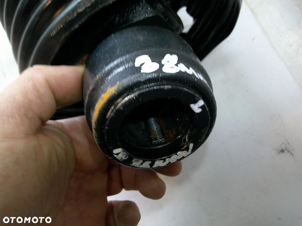 przekaznik wałek przekazu mocy wom nowy połowa - 3