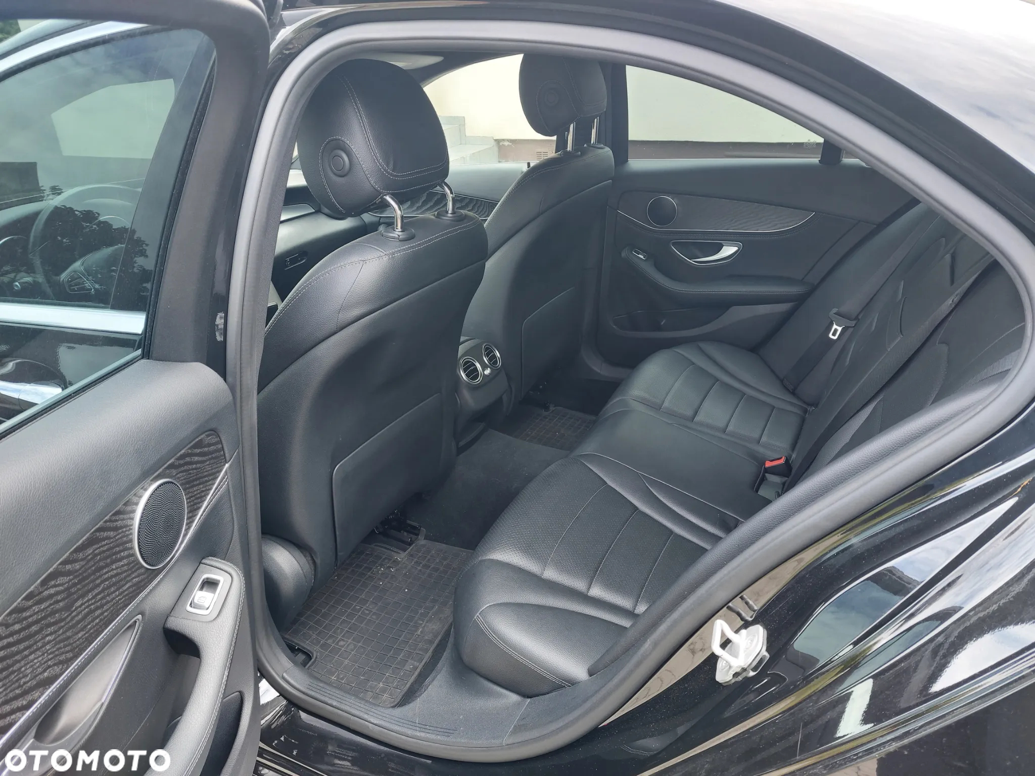 Mercedes-Benz Klasa C 200 4-Matic 7G-TRONIC - 5