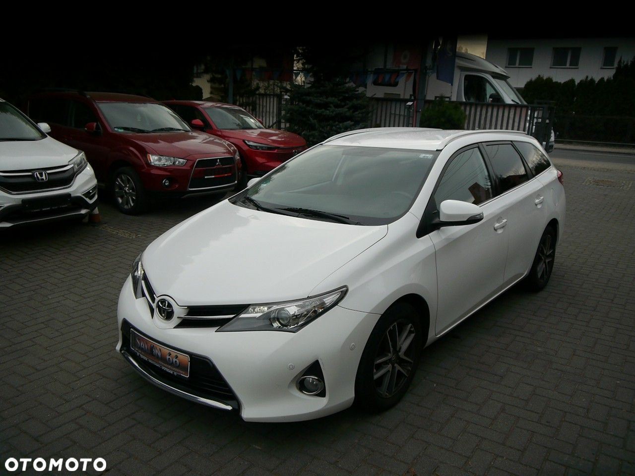 Toyota Auris 2.0 D-4D Touring Sports Comfort - 4