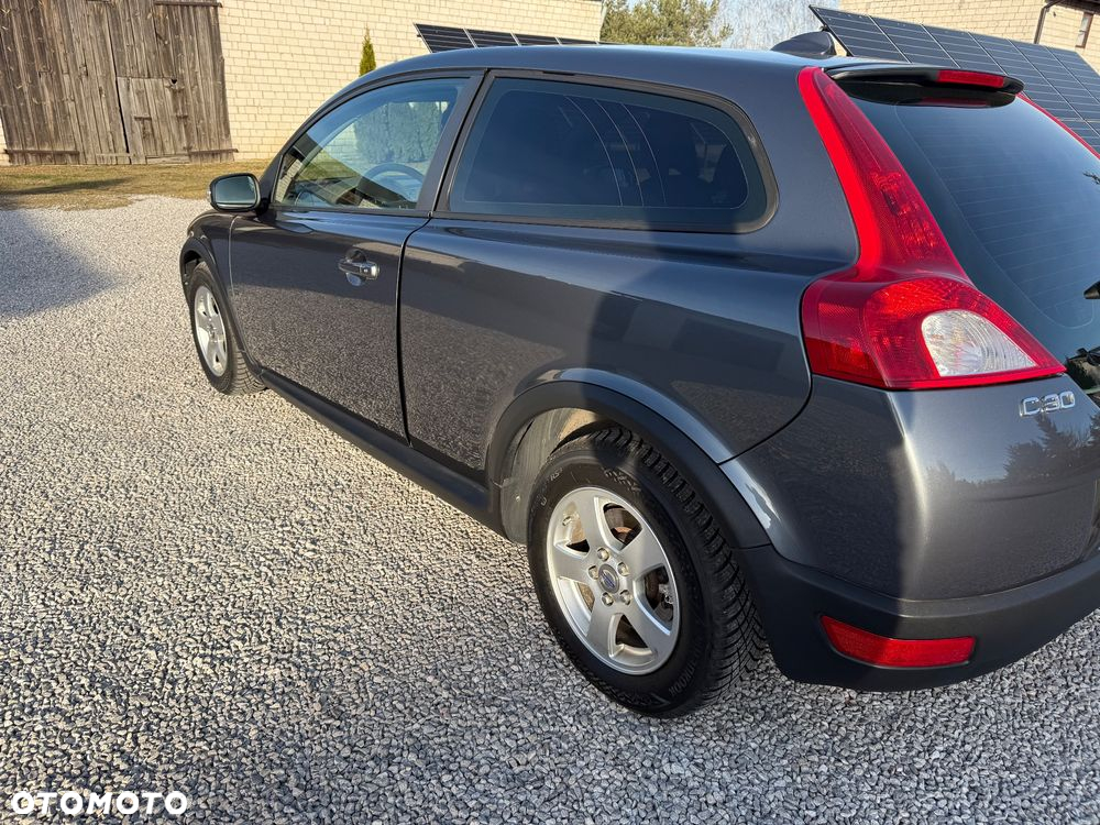 Volvo C30 1.6D - 24