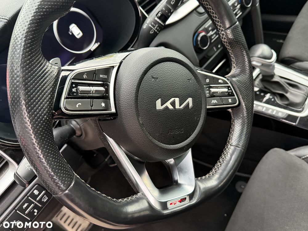 Kia Ceed 1.5 T-GDI GT-Line DCT - 17