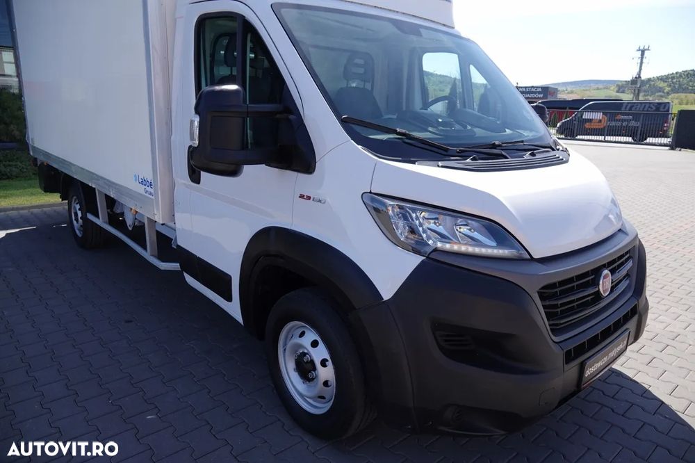 Fiat DUCATO MAXI / CONTAINER / 750 KG LIFT / GVWR: 3500 KG / MANUAL / 2021 - 10