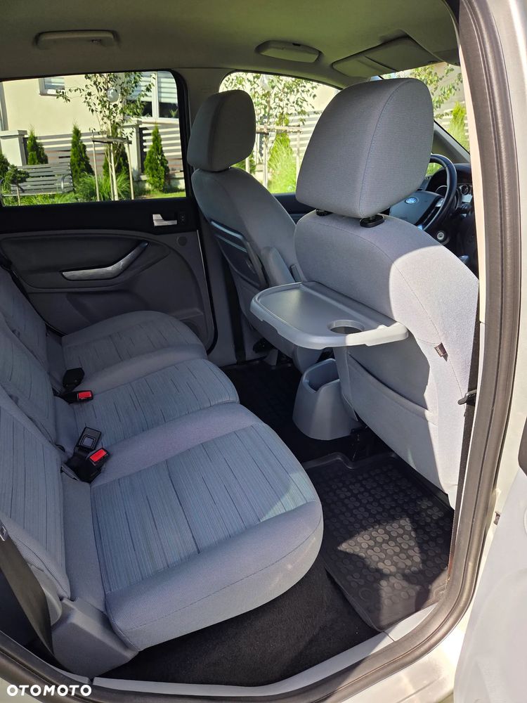 Ford Focus C-Max - 12