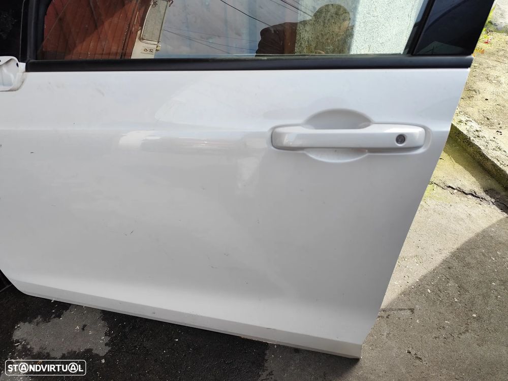 Honda Jazz V - PORTA FRENTE ESQUERDA - PF666 - 2