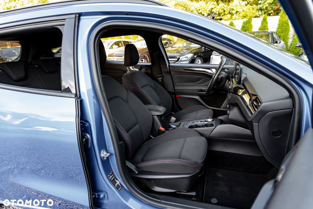 Ford Focus 1.5 EcoBlue STart-Stopp-System ST-LINE X - 25
