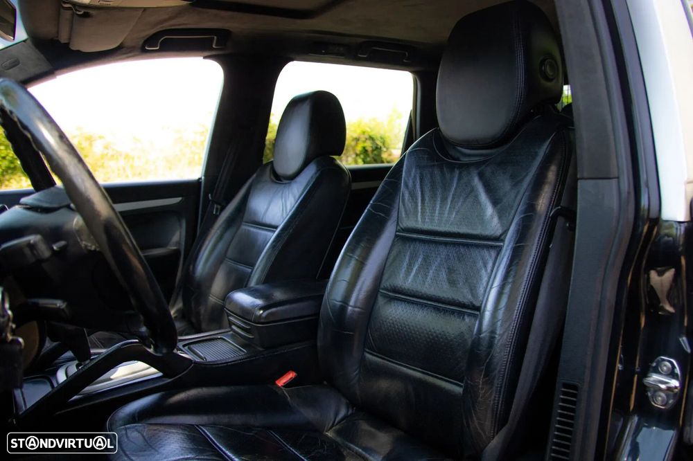 Porsche Cayenne Turbo - 53