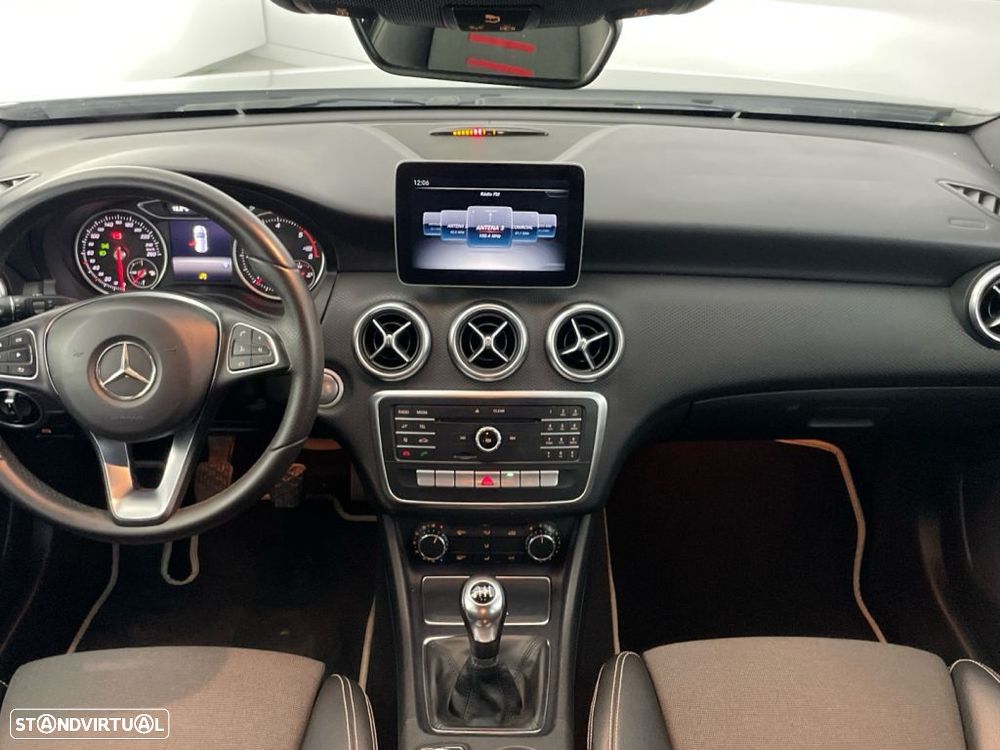 Mercedes-Benz A 180 d Style - 10