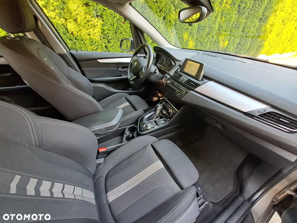 BMW Seria 2 218d Advantage - 14