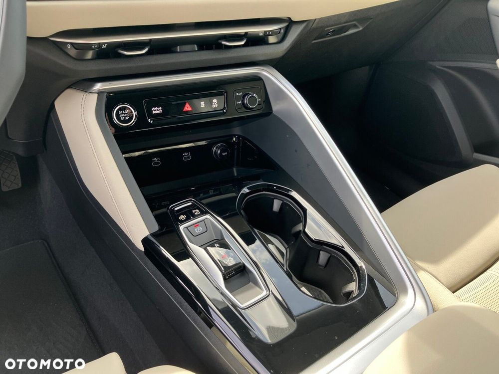 Audi Q5 Sportback - 19