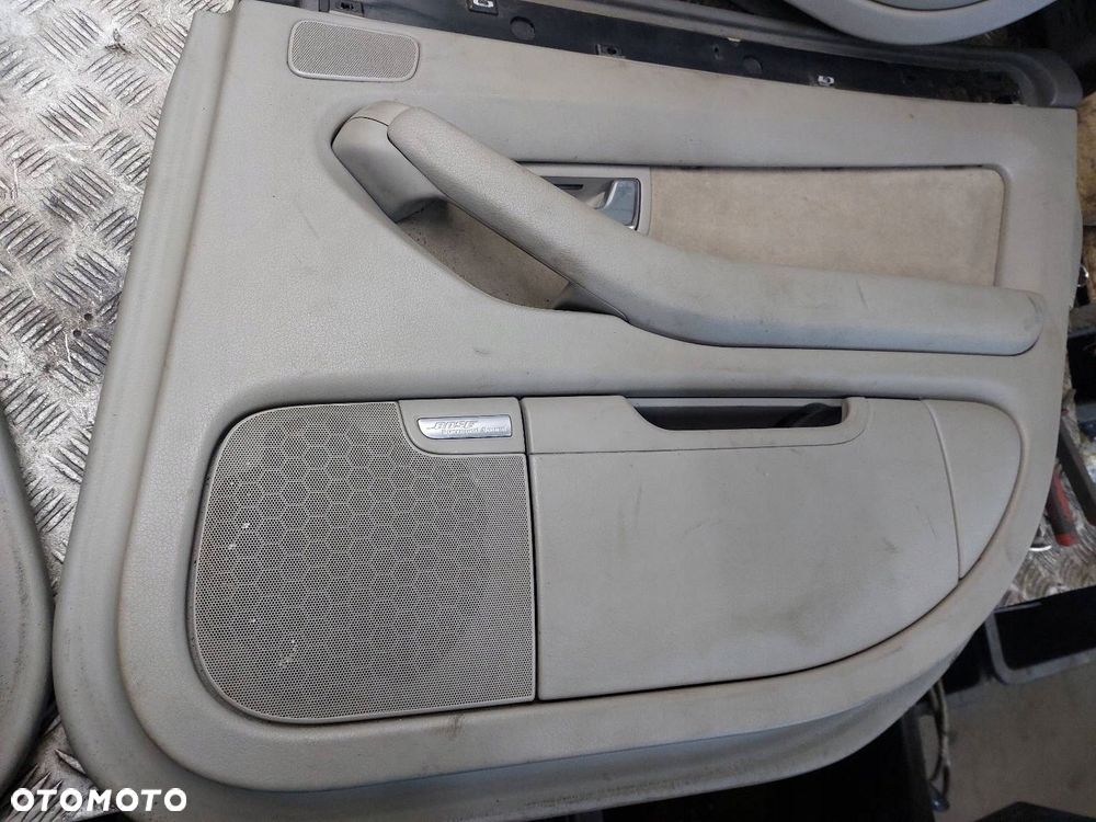 BOCZEK BOCZKI DRZWI KOMPLET AUDI A8 D3 - 4