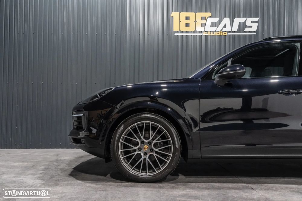 Porsche Cayenne Platinum Edition - 29