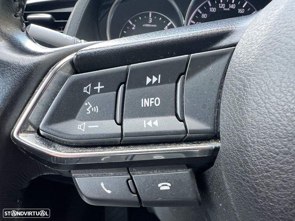 Mazda 6 M6 2.2 SKY-D Excellence Navi - 37