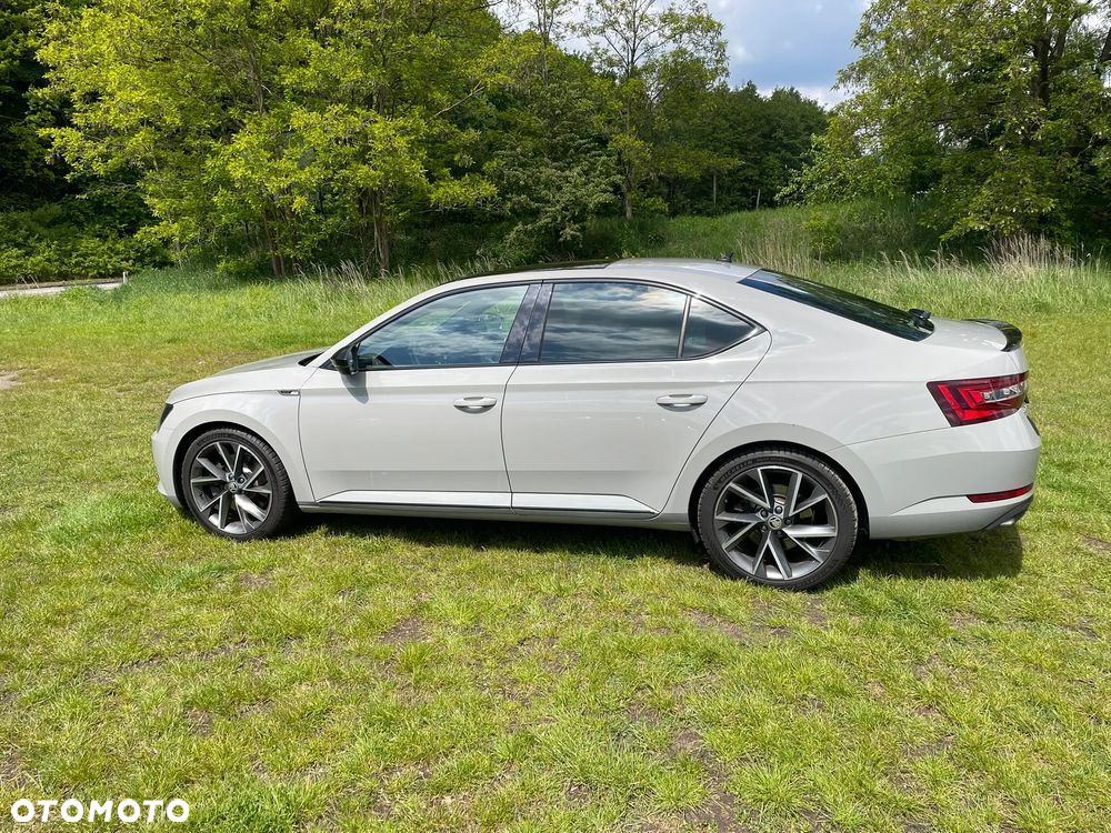 Skoda Superb 2.0 TSI 4x4 Sportline DSG - 5