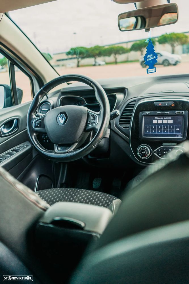 Renault Captur 0.9 TCE Exclusive - 21