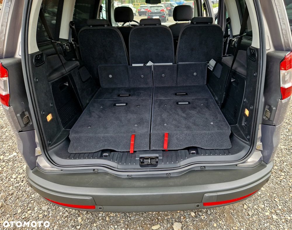 Ford Galaxy 2.0 TDCi Titanium - 9