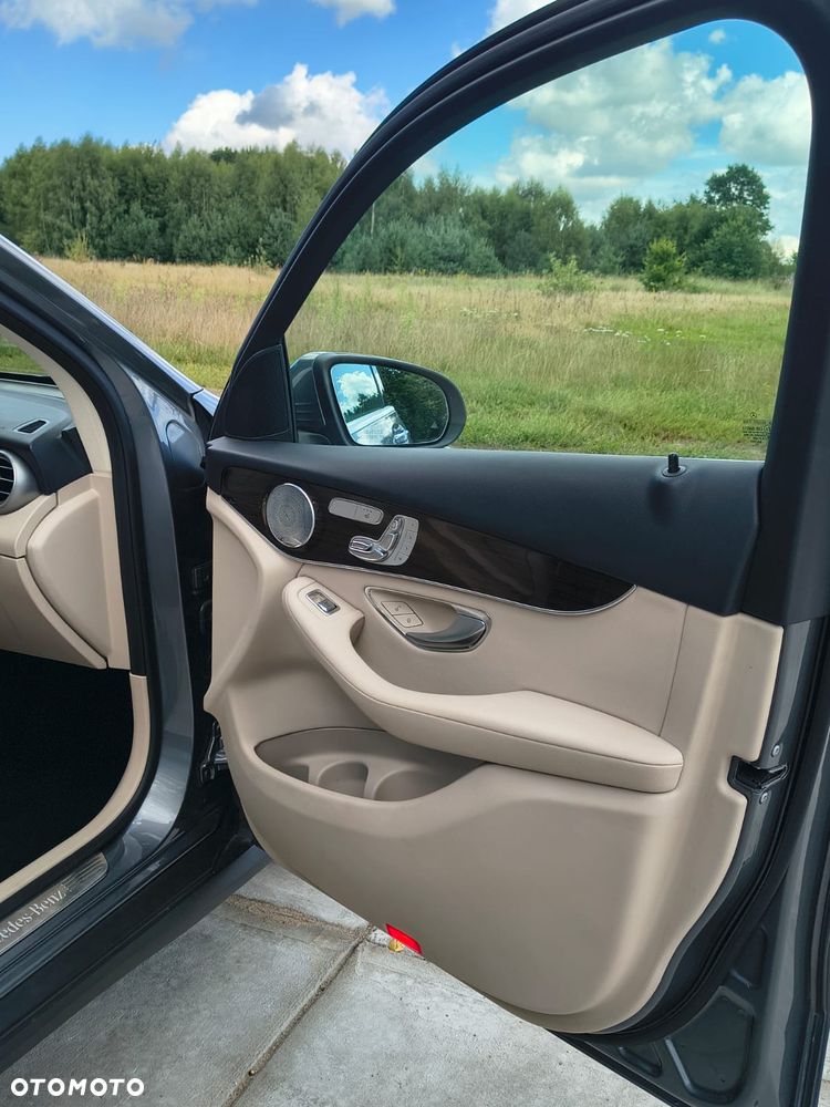 Mercedes-Benz GLC 300 4-Matic - 11