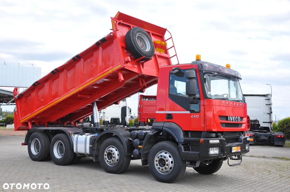 Iveco 410 TRAKKER 8x4 3 STR KIPER HYDROBURTA NOWE SPRZĘGŁO - 2