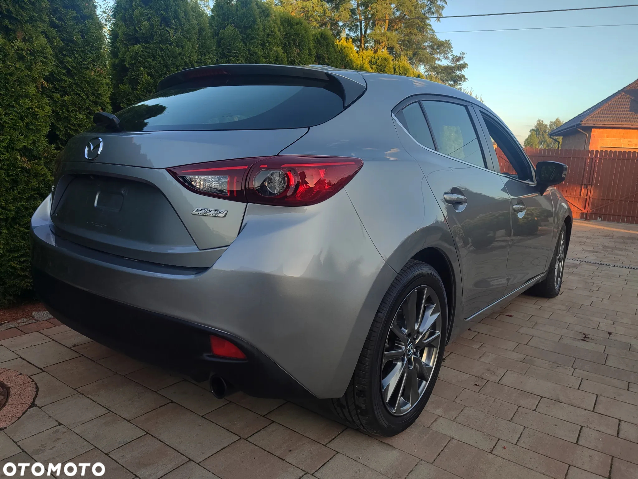 Mazda 3 - 5