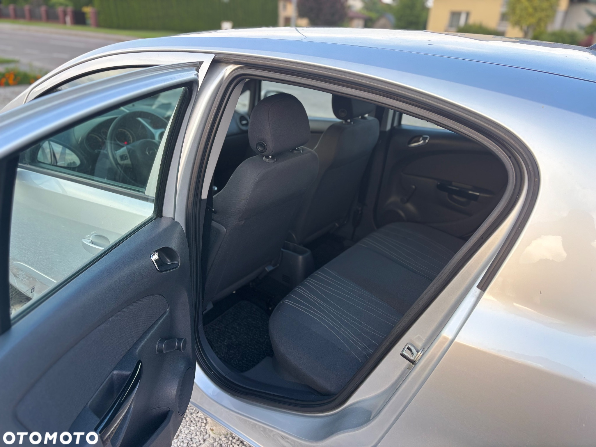 Opel Corsa - 8
