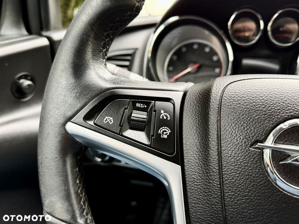 Opel Astra 1.6 Active - 27