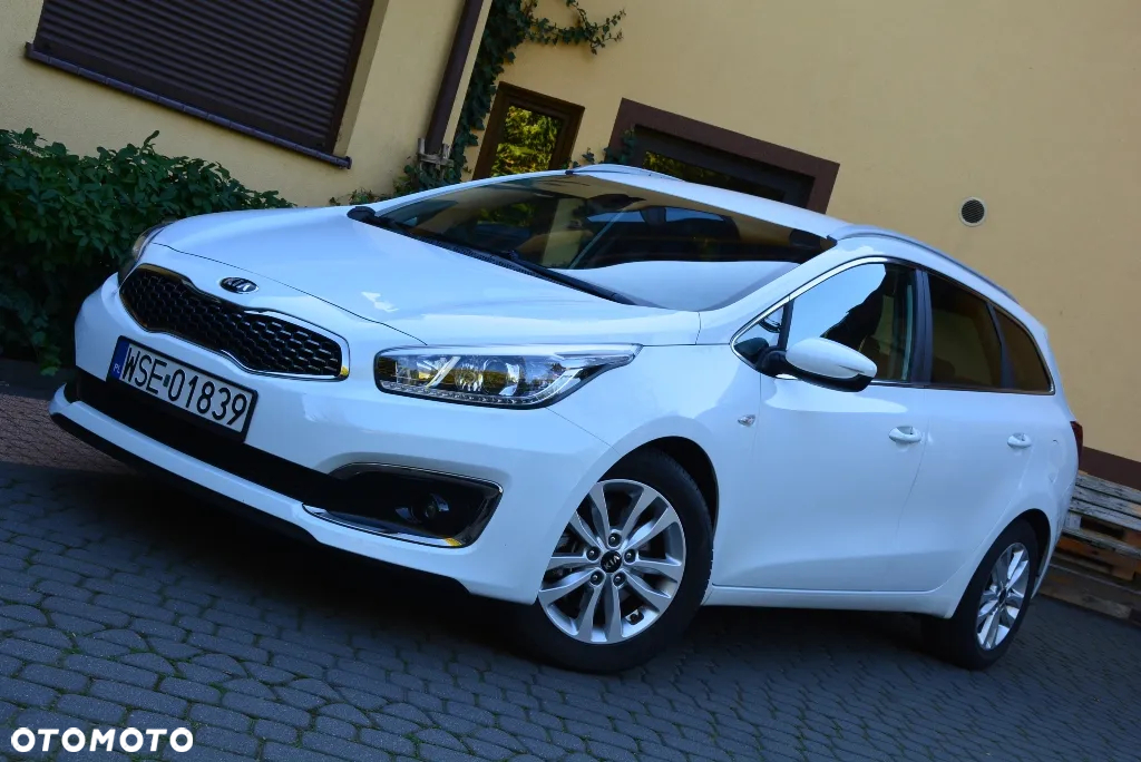 Kia Ceed 1.4 L Business Line Plus - 4
