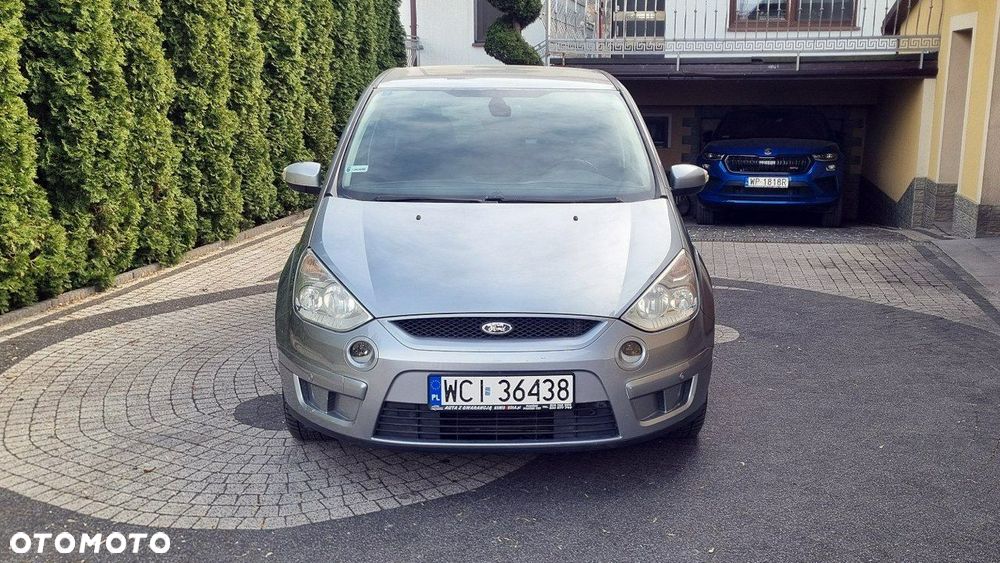 Ford S-Max - 9