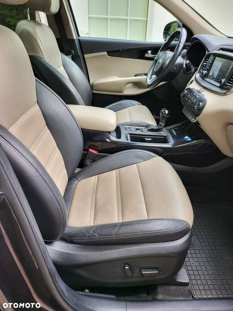 Kia Sorento 2.0 CRDI Business Line Plus - 11