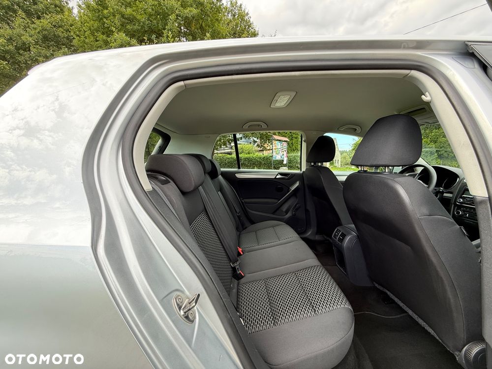 Volkswagen Golf VI 2.0 TDI Comfortline - 27