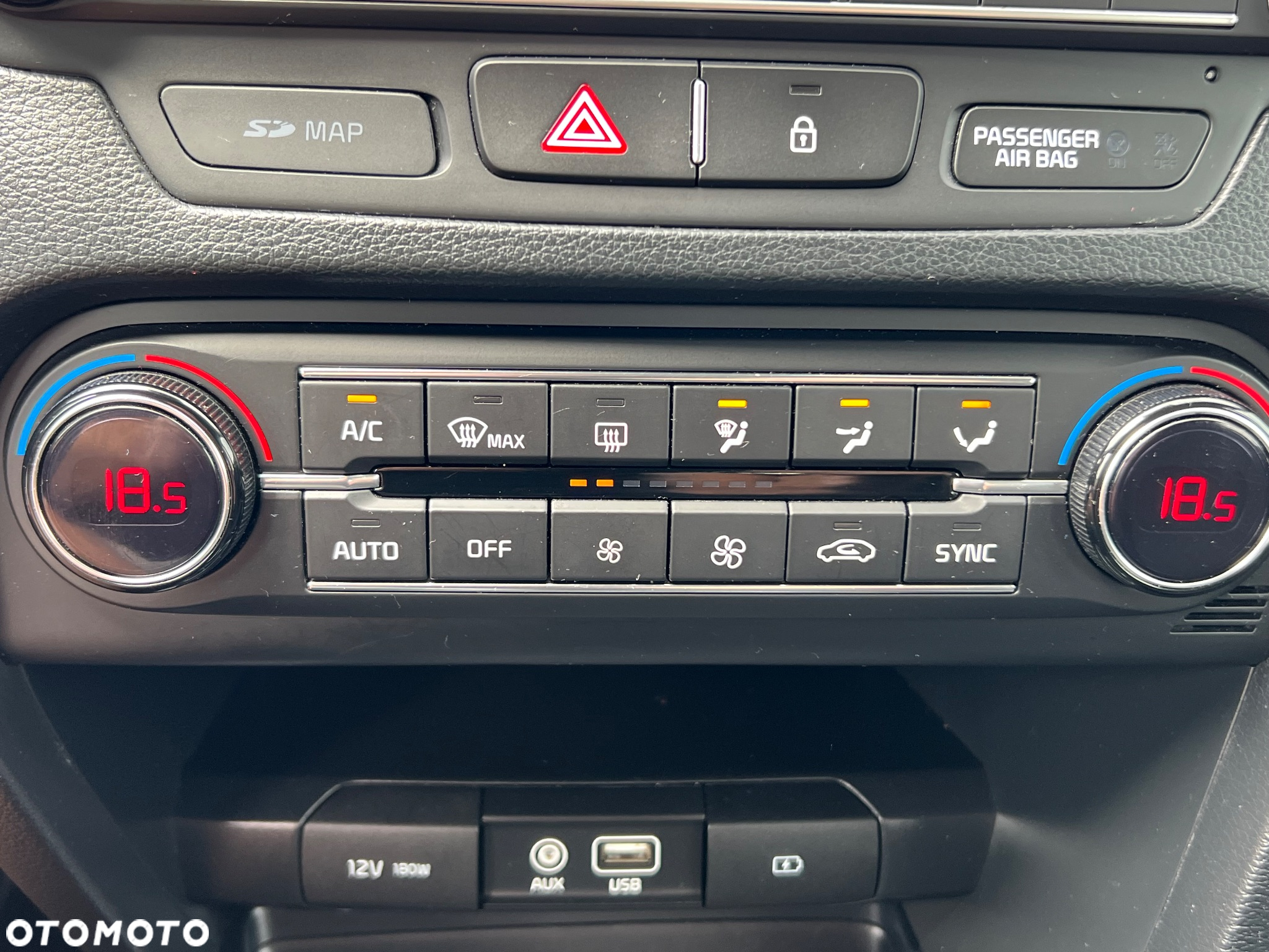 Kia Ceed 1.6 CRDi SCR L Business Line Plus - 10
