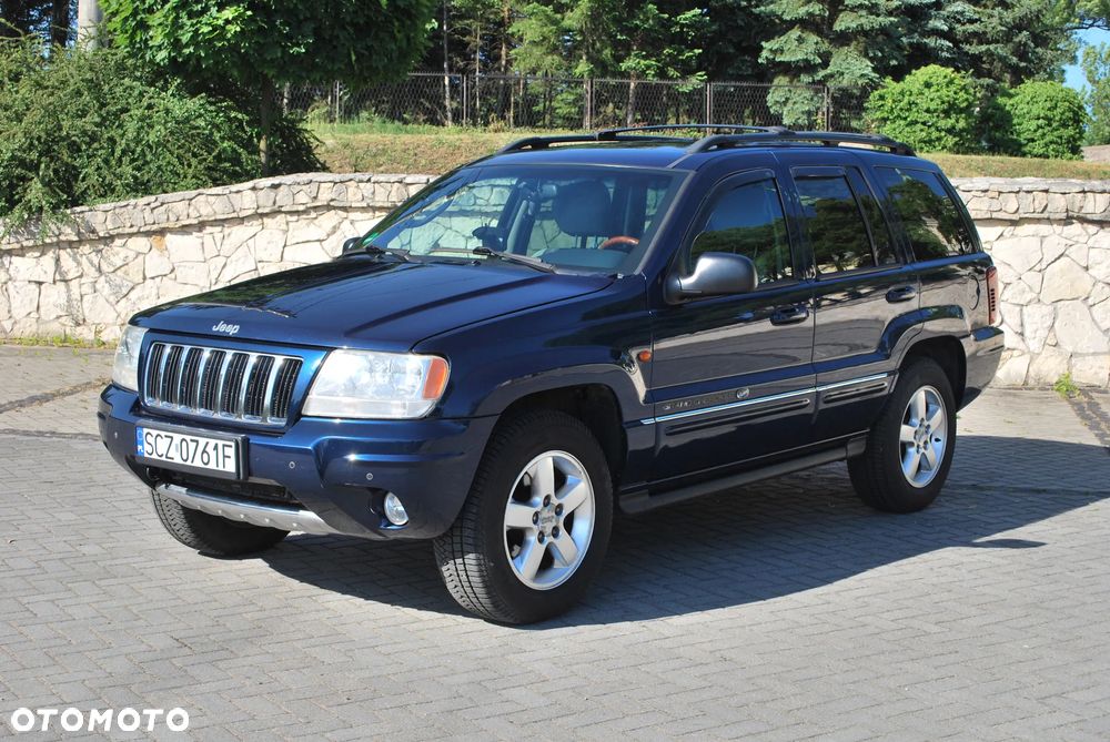 Jeep Grand Cherokee - 38