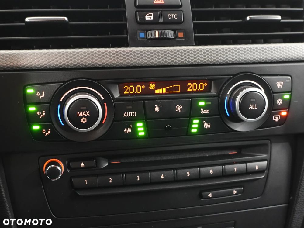 BMW Seria 3 318i Edition Sport - 35