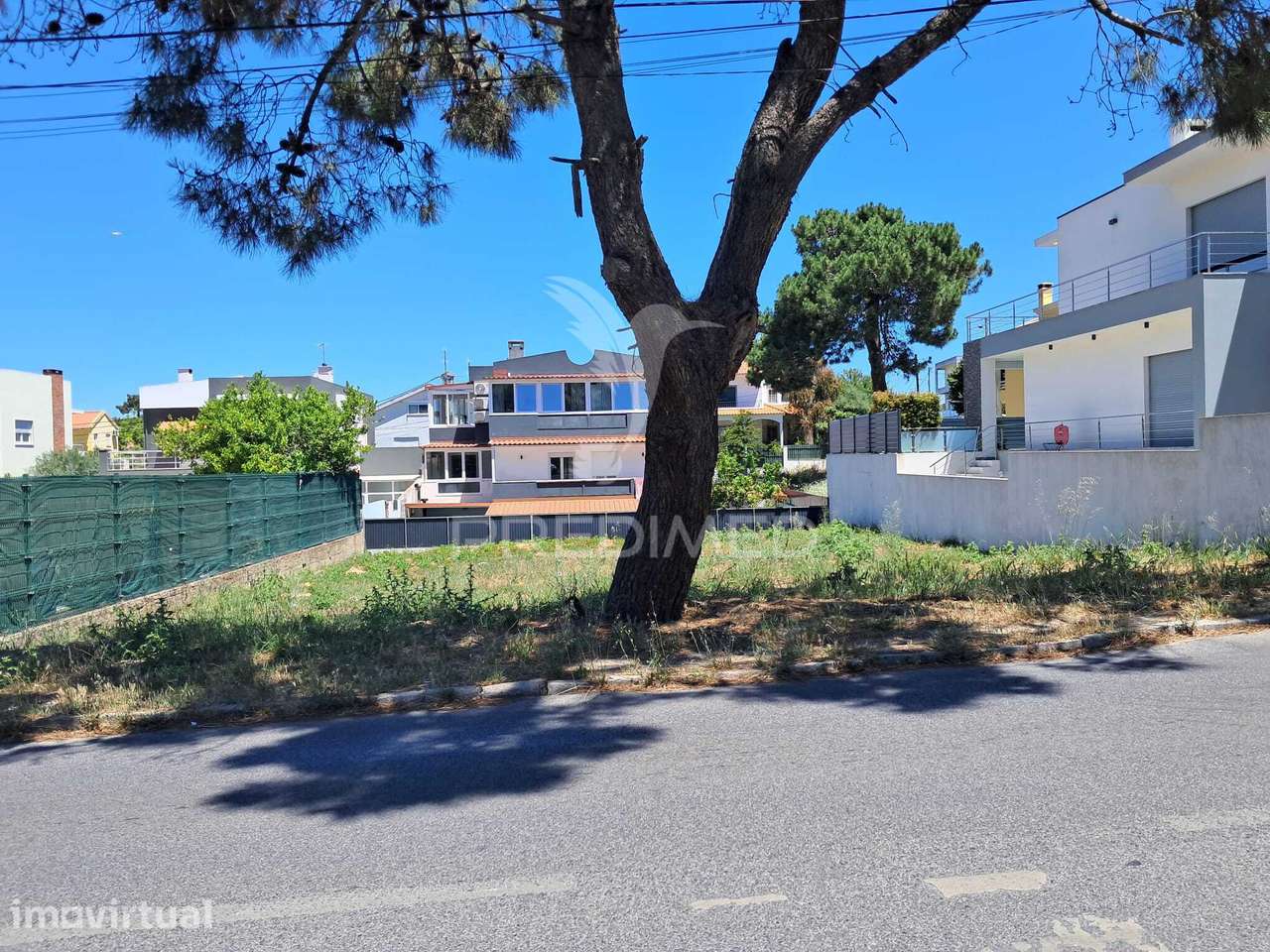 Terreno urbano na Charneca de Caparica. - Grande imagem: 3/6