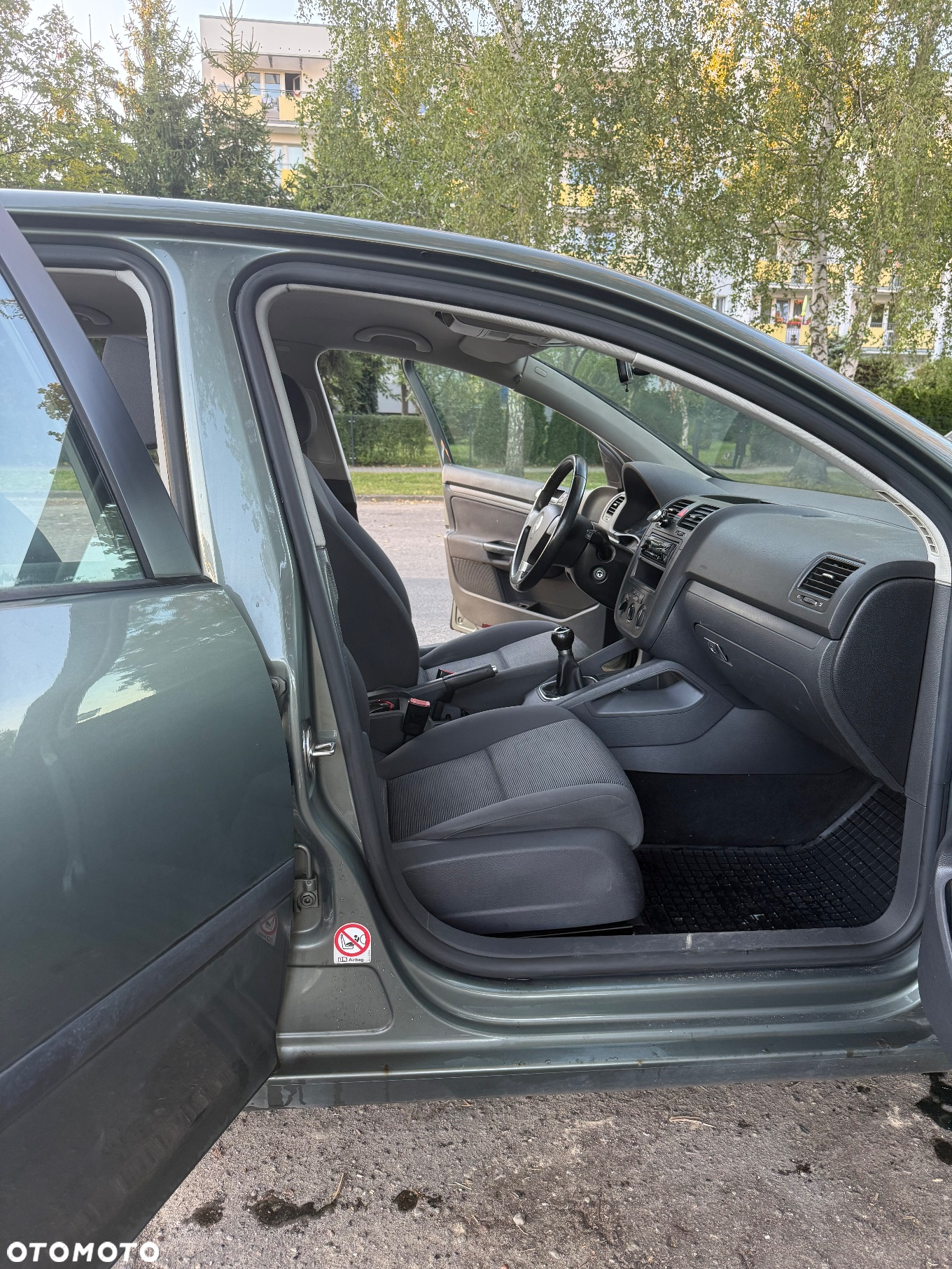 Volkswagen Golf V 1.6 Comfortline - 23