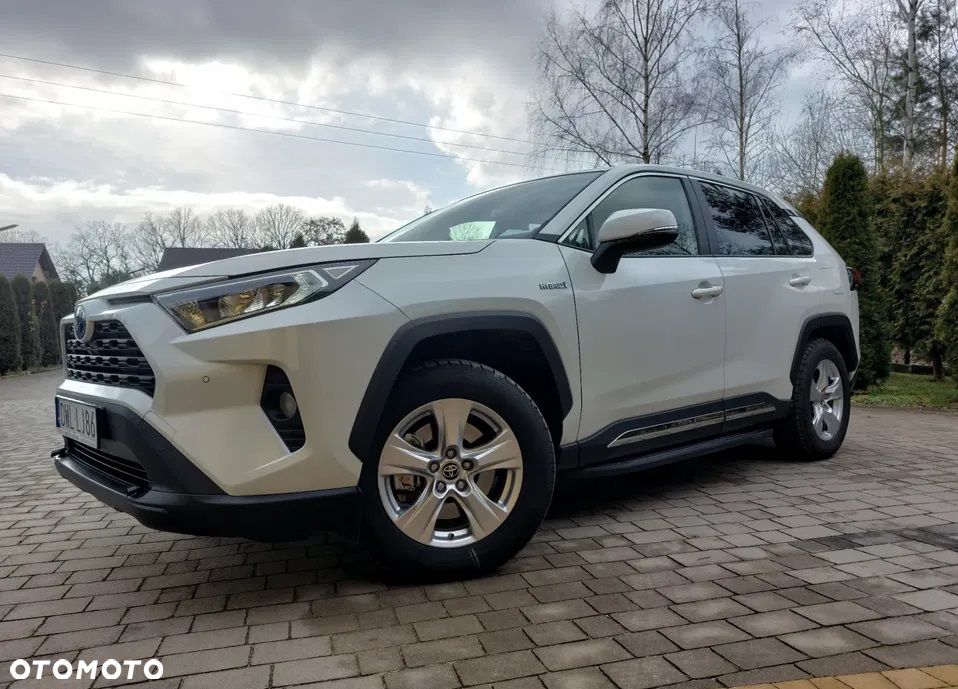 Toyota RAV4 - 6