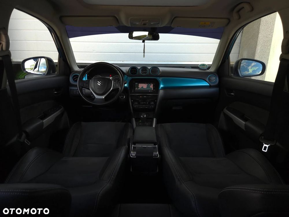 Suzuki Vitara 1.6 Premium 4WD - 29