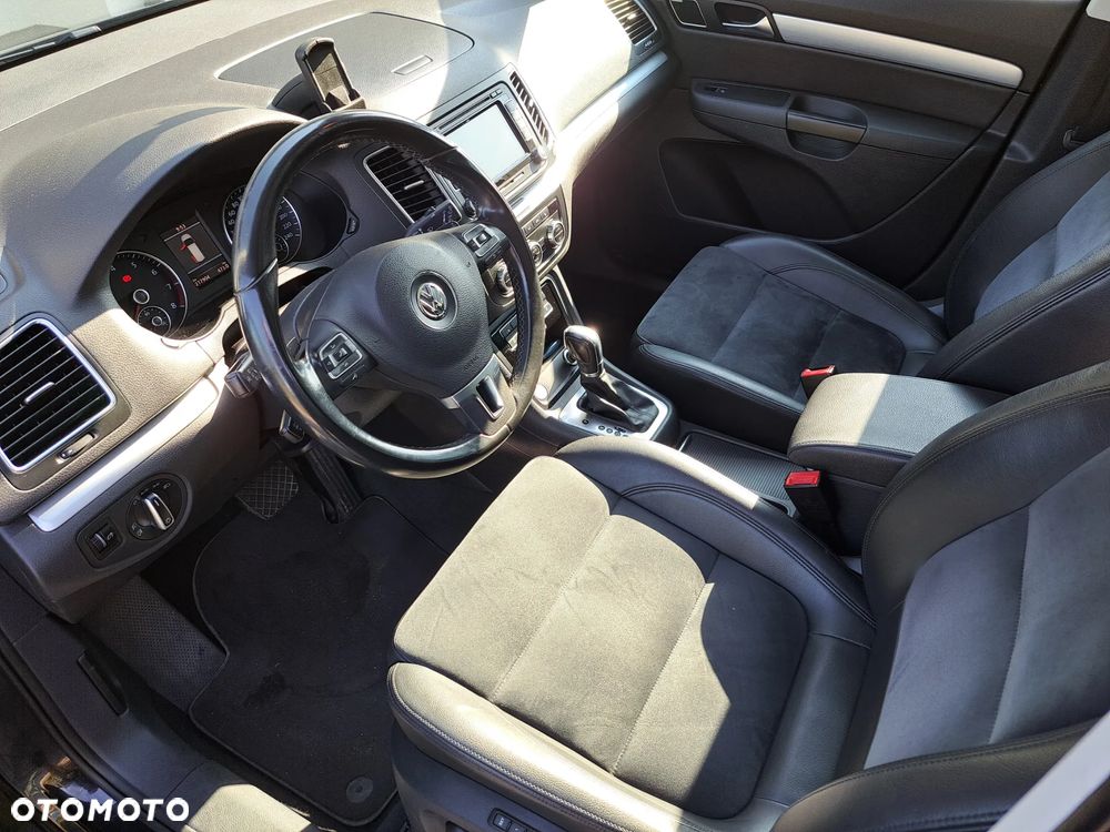 Volkswagen Sharan 2.0 TSI Highline DSG - 11