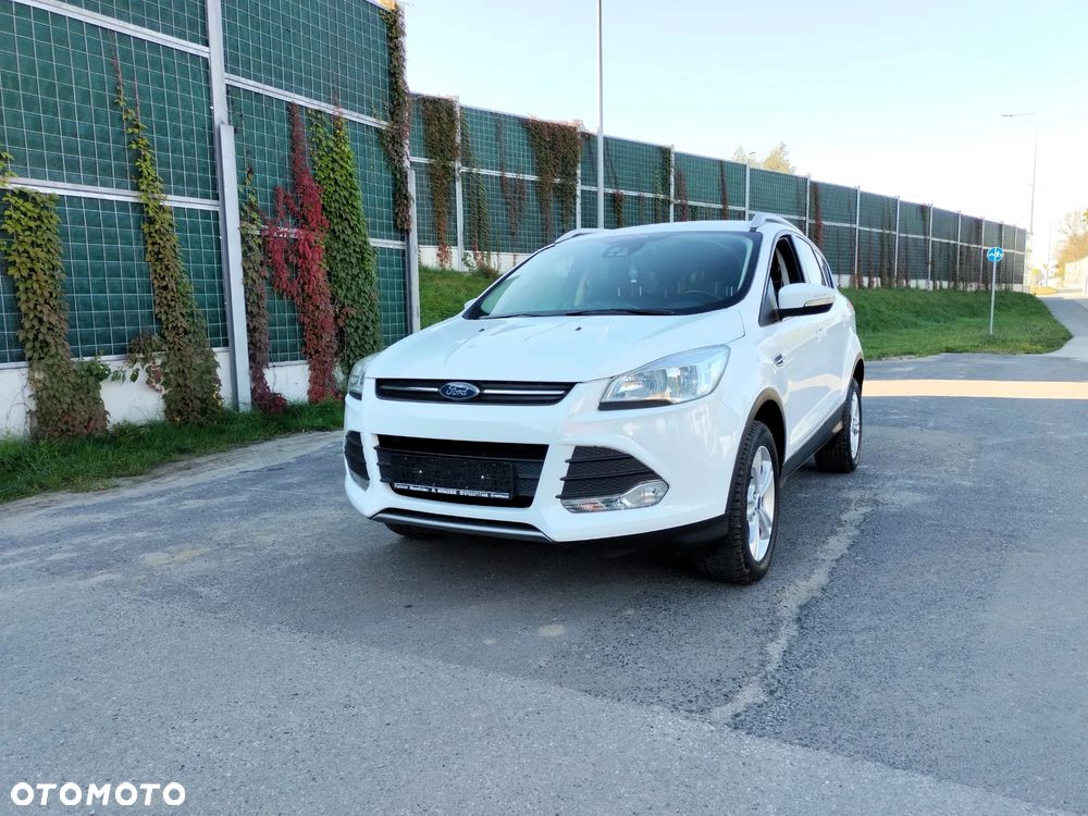 Ford Kuga - 1
