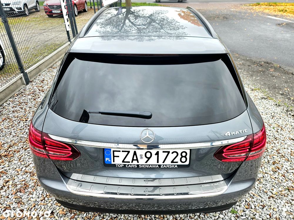Mercedes-Benz Klasa C 220 d 4Matic T 9G-TRONIC - 2
